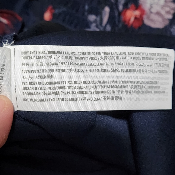 ABERCROMBIE AND FITCH Dress Womens Medium Navy Floral Smocked Tie Neck Romantic - Picture 10 of 11